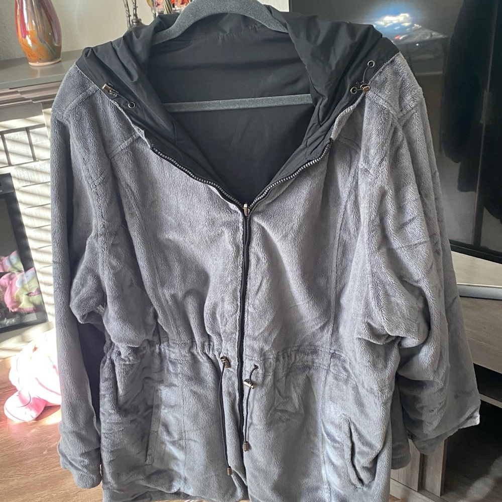 2/3X Fall/Winter/Spring Jacket/Revers-able. - Picture 4 of 15